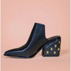 She is Cheval On My Way Black Pointed Toe Block Heel Western Studded Mules 10